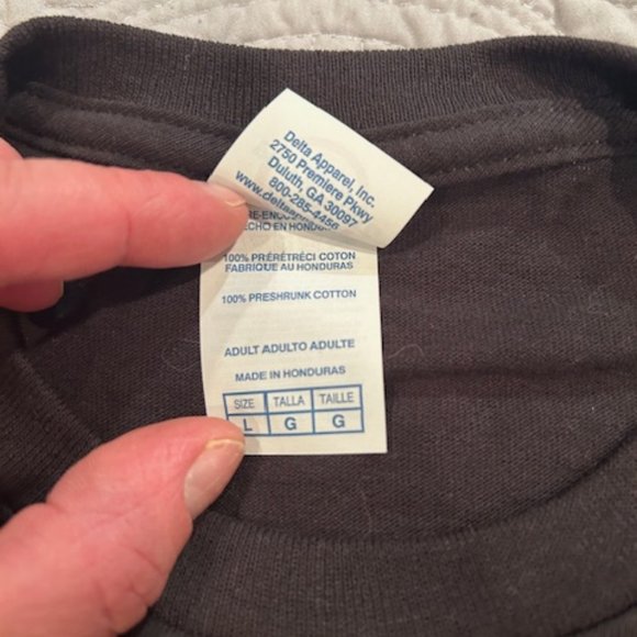 Kenny Pickett No. 8 Blank & Gold T - Picture 3 of 3